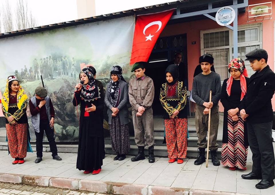 Epçe Ortaokulunda Çanakkale şehitleri anma töreni yapıldı