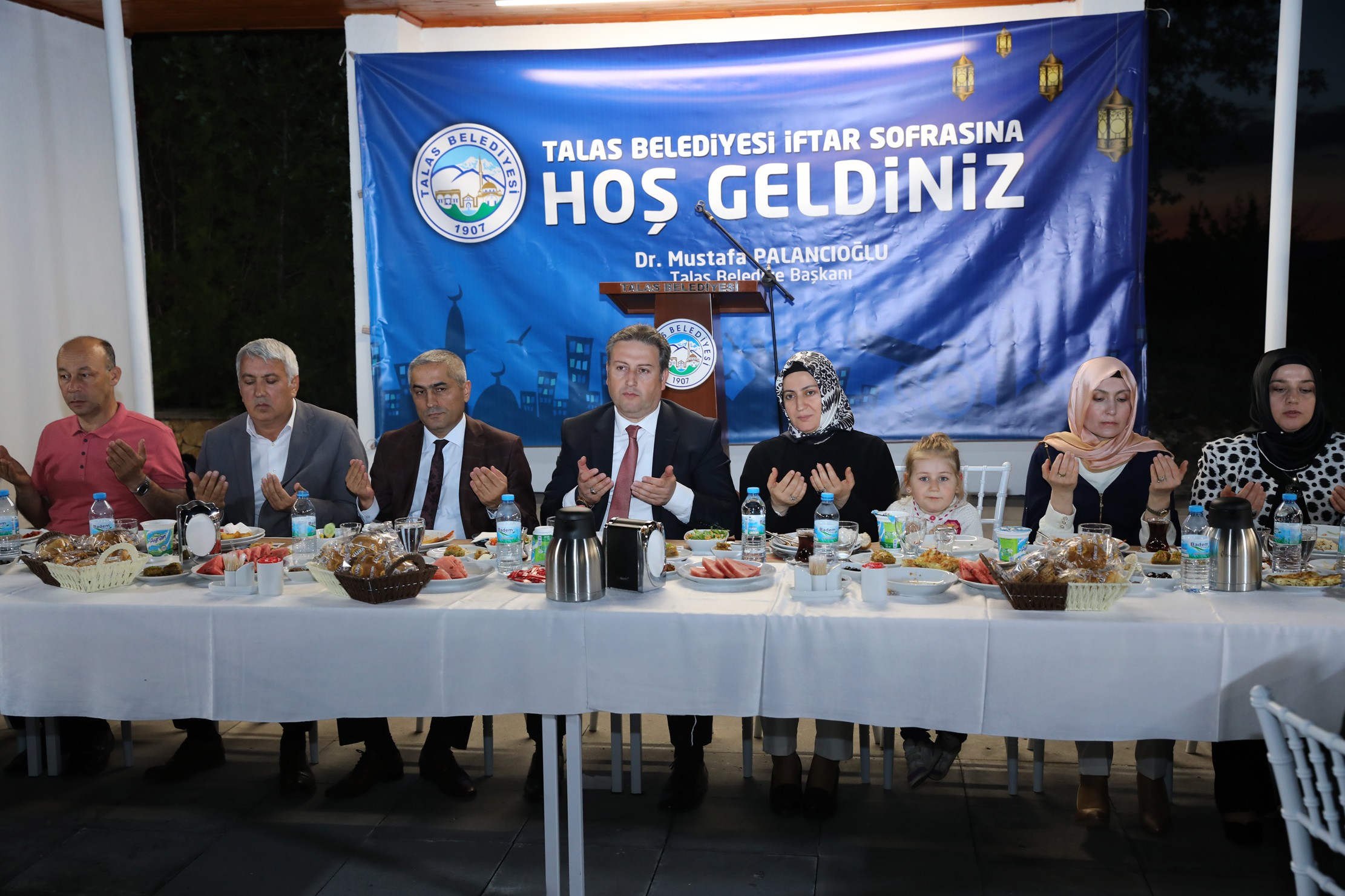 Talas Belediyesi İlçe Yöneticilerini iftarda buluşturdu