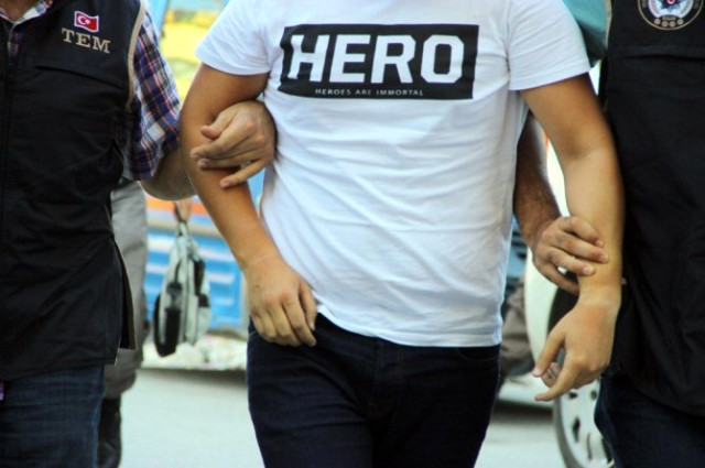 Kayseri’de ‘Hero’ tişörtü giyen 2 kişi gözaltına alındı