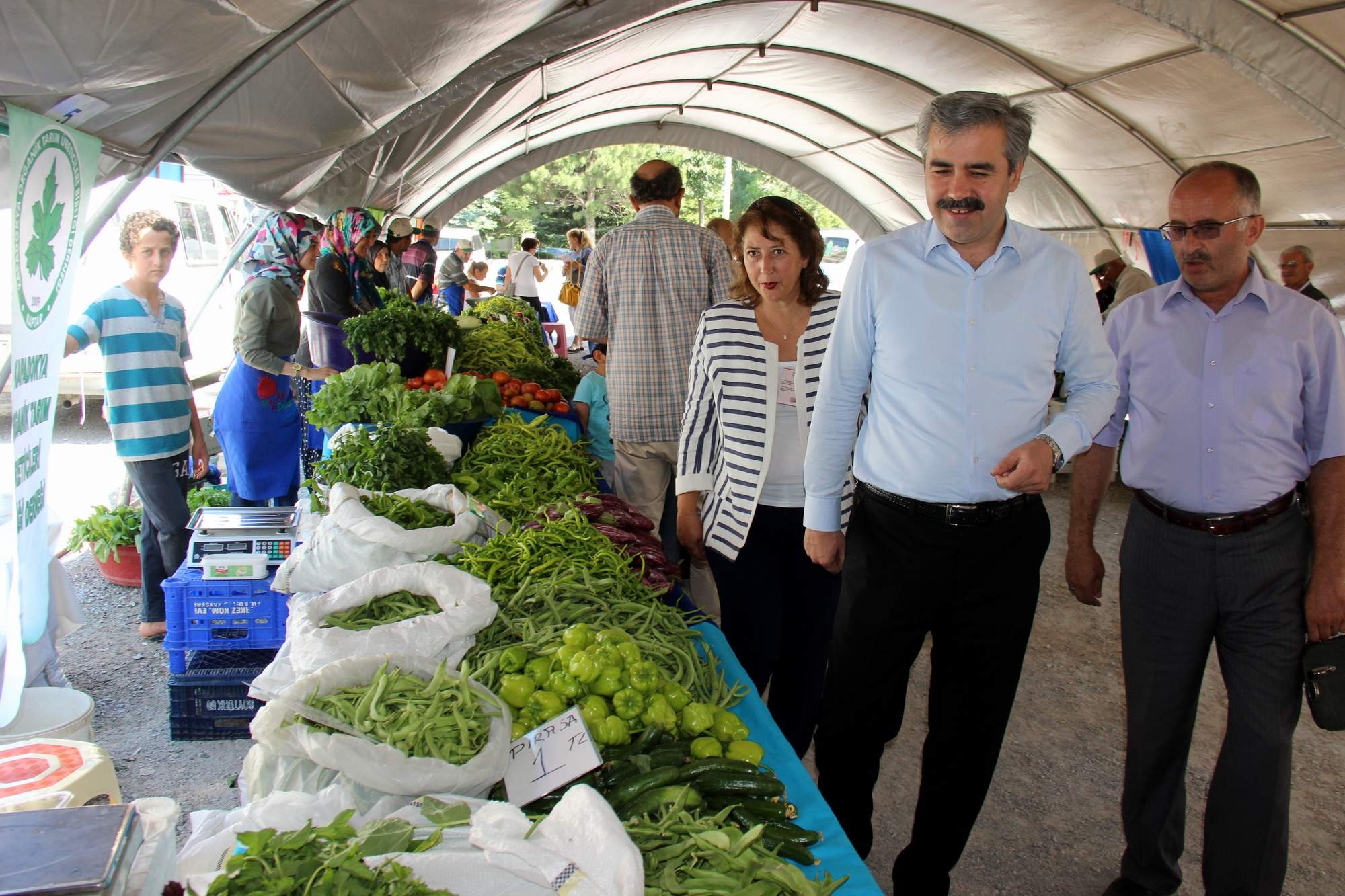 Erciyesevler Mahallesi Organik Ürünler Pazarı açıldı 