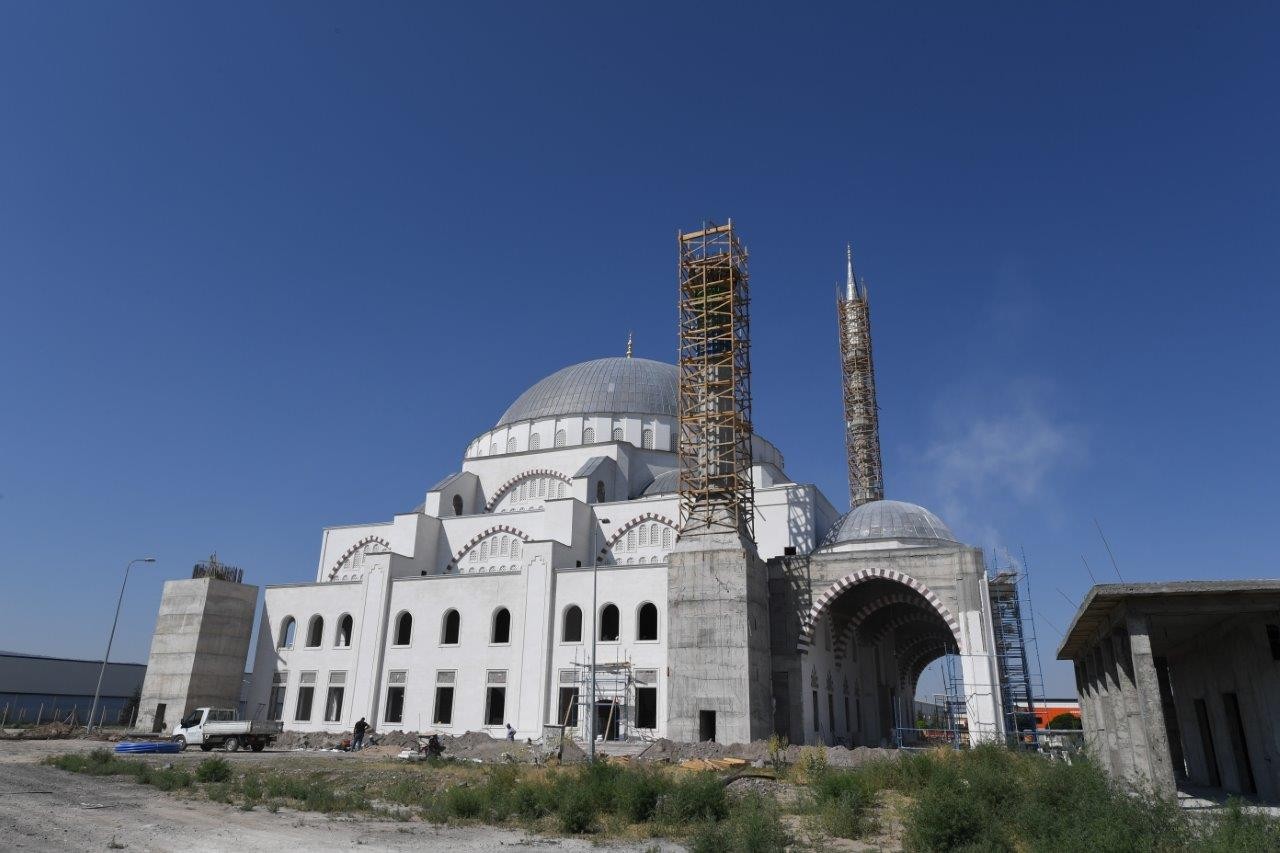 Kayseri OSB’de cami yapımı çalışmaları devam ediyor