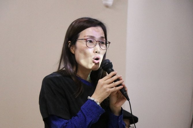 Güney Koreli öğretim görevlisi liseli öğrencilere ‘İngilizce’nin önemini anlattı