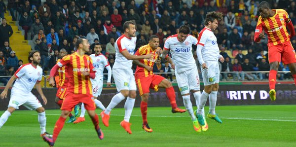 Ziraat Türkiye Kupası: Kayserispor: 0 – Antalyaspor: 1 (İlk Yarı)
