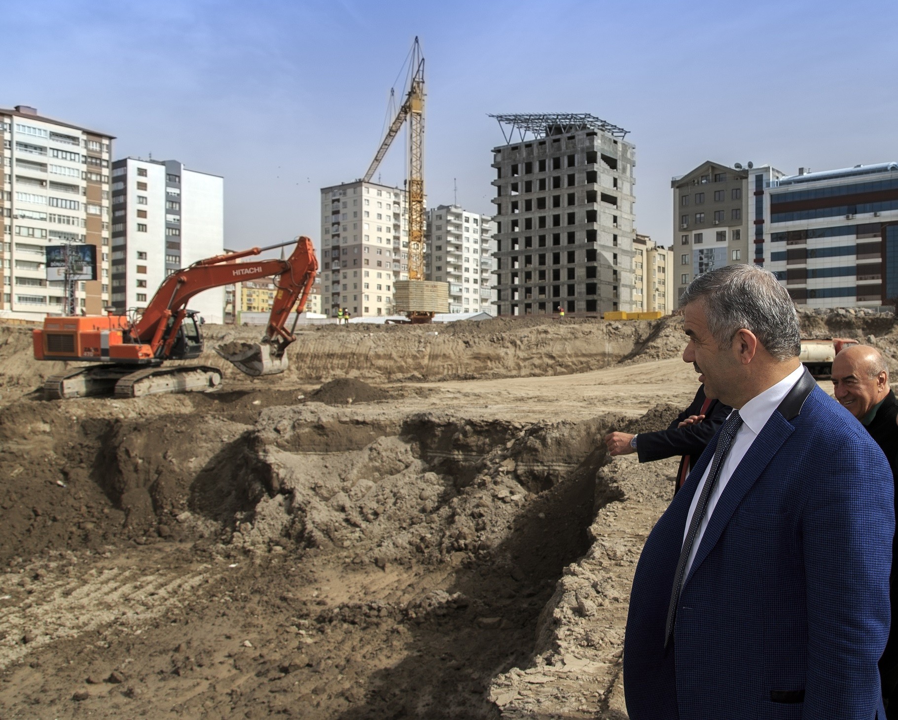 Başkan Çelik, Sahabiye Kentsel Dönüşüm Projesi şantiyesinde incelemelerde bulundu