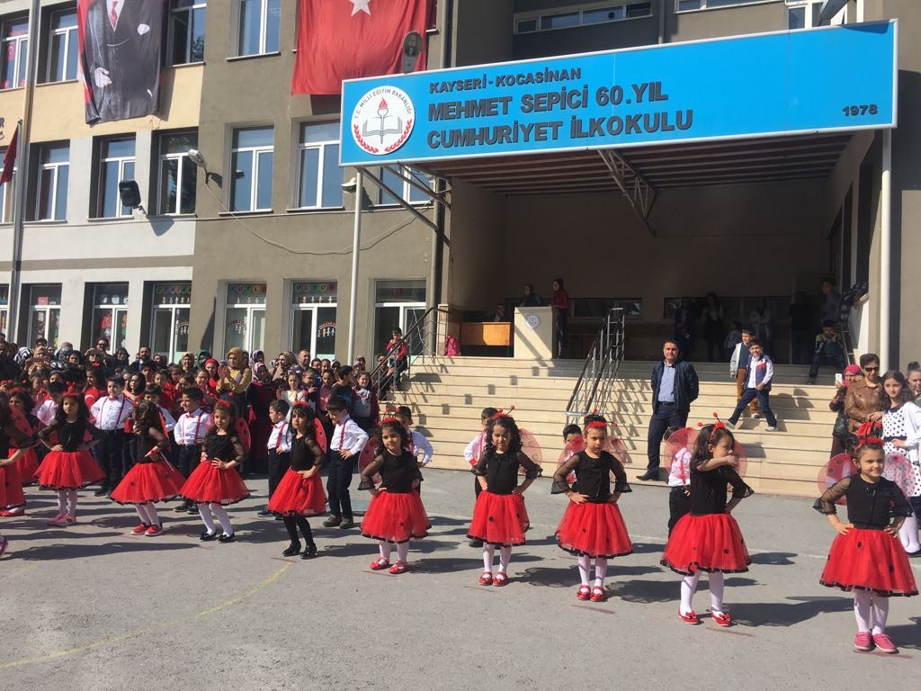 Mehmet Sepici 60. Yıl Cumhuriyet İlkokulu’nda 23 Nisan Coşkusu