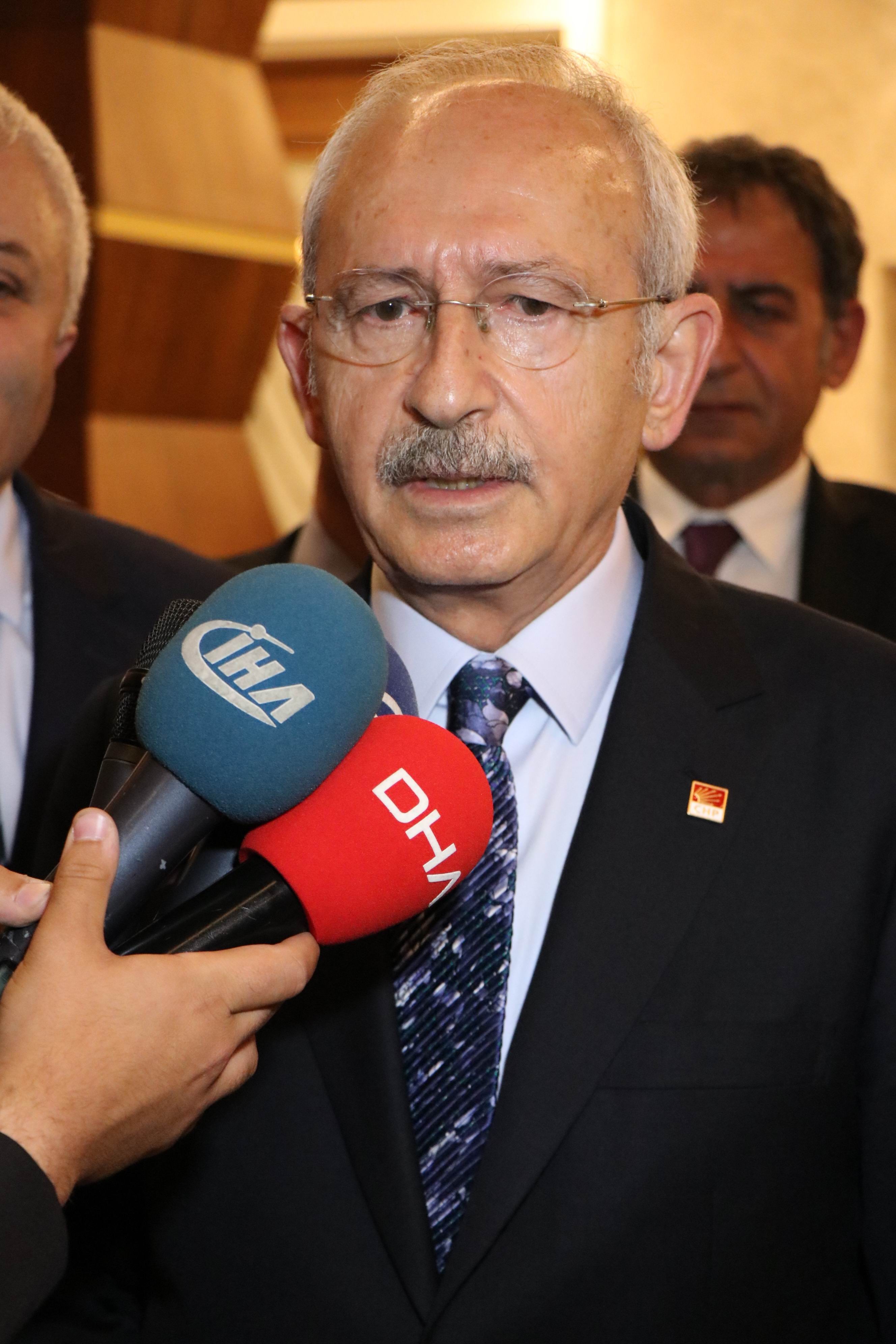 Kılıçdaroğlu: “Gül’ün yaptığı açıklamalar son derece değerli ve önemlidir”