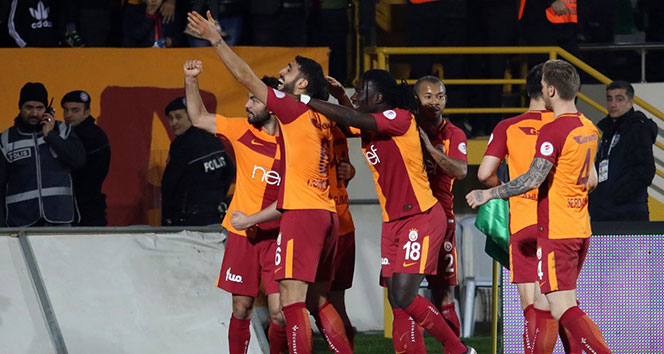 Akhisar 1- 2 Galatasaray Maçı Özeti ve Golleri