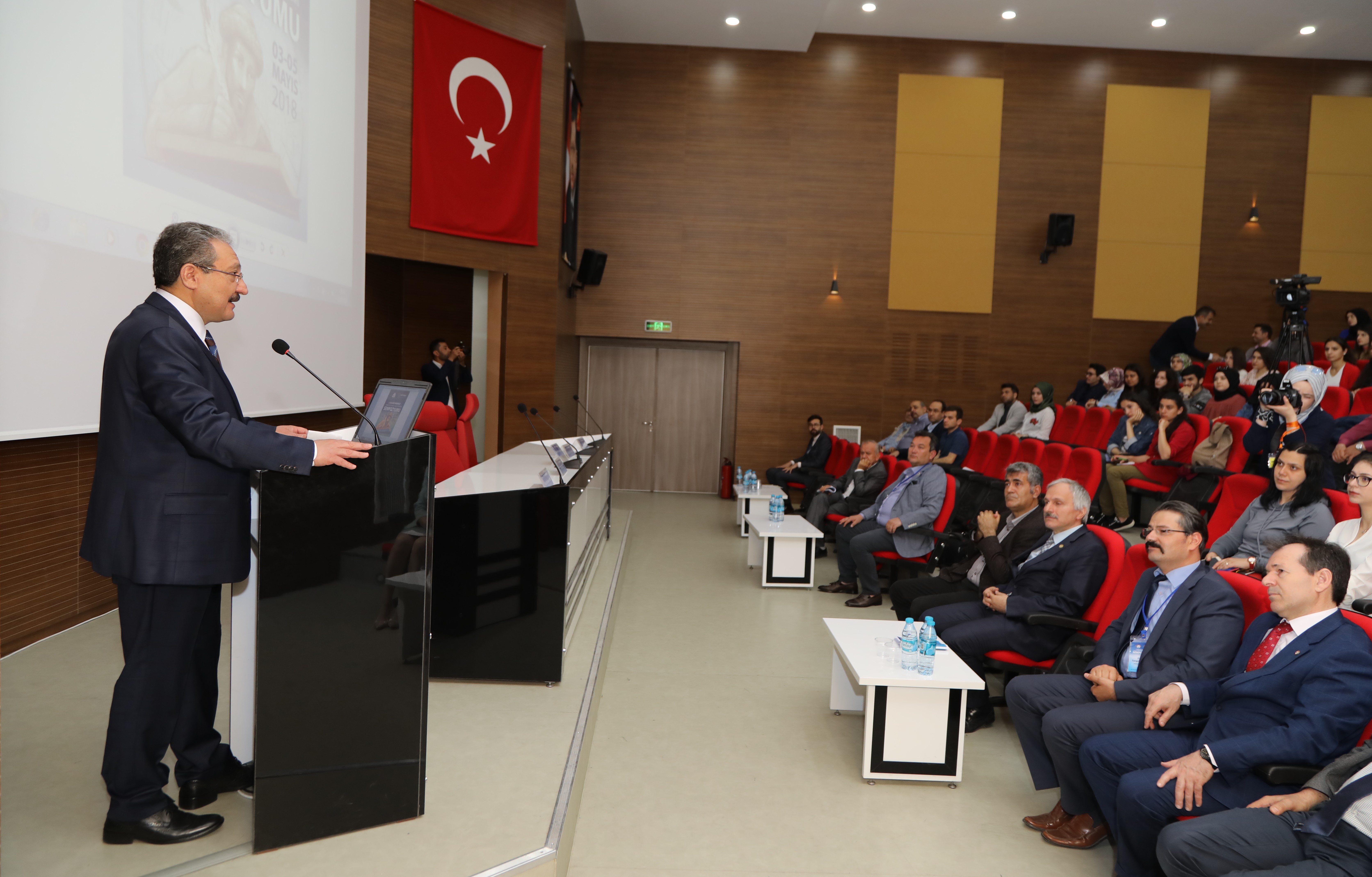 ERÜ’de Türkçe Öğretimi Sempozyumu Düzenlendi