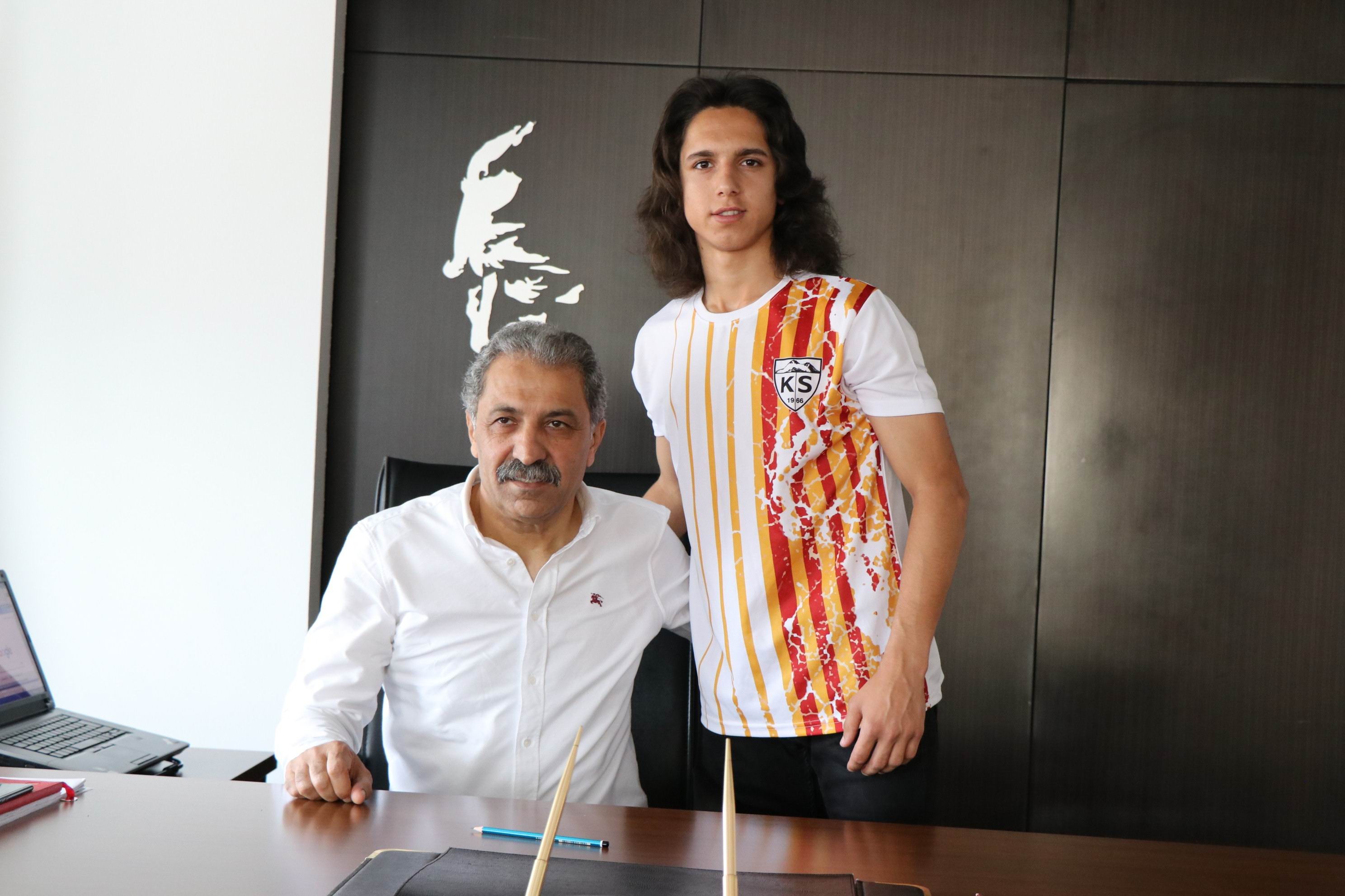 (Özel Haber) Kayserispor’un alt yapı futbolcusu PSG kampına davet edildi