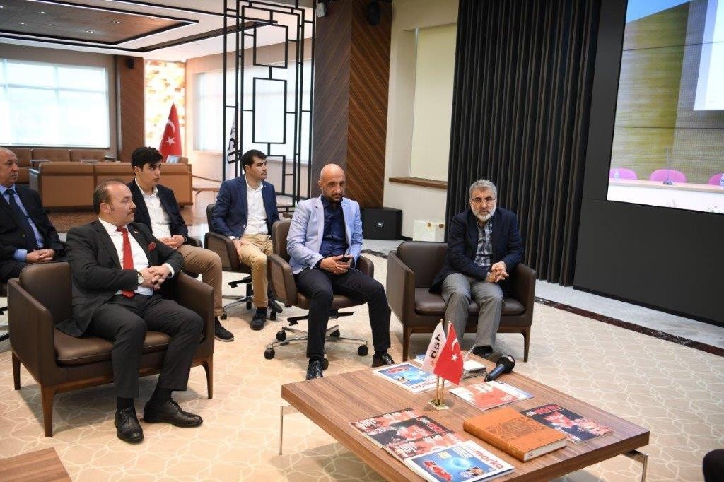 AK Parti Grup Başkan Vekili Elitaş ve Milletvekili Yıldız Kayseri OSB’yi ziyaret etti