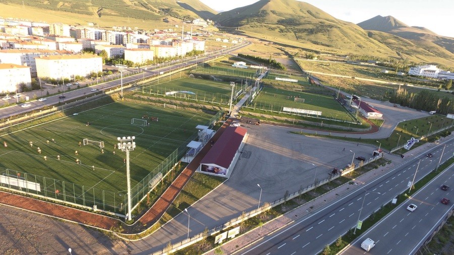 Palandöken Yüksek İrtifa Kamp Merkezi Süper Lig takımlarının yeni gözdesi