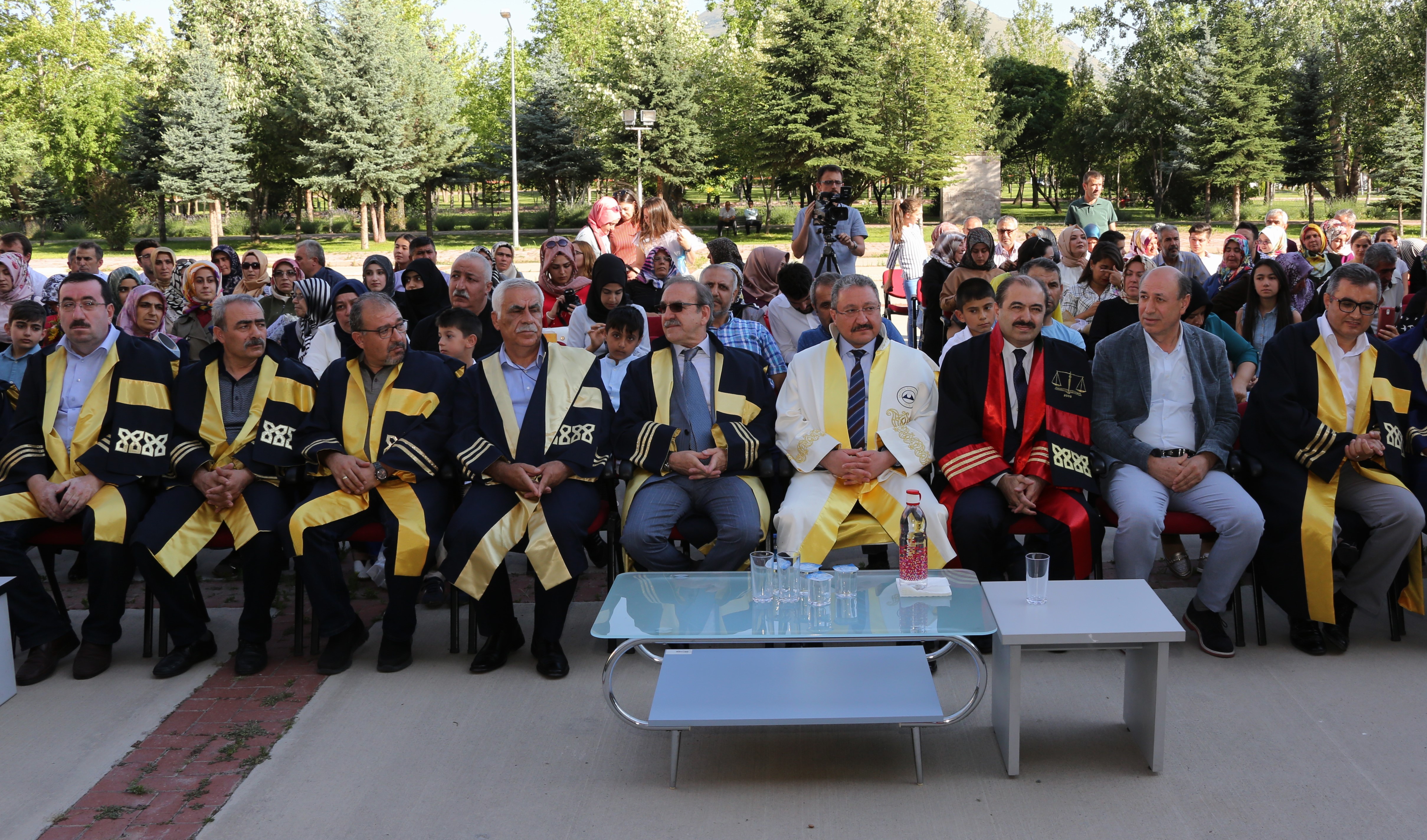 ERÜ Fen Fakültesinden 71 öğrenci mezun oldu