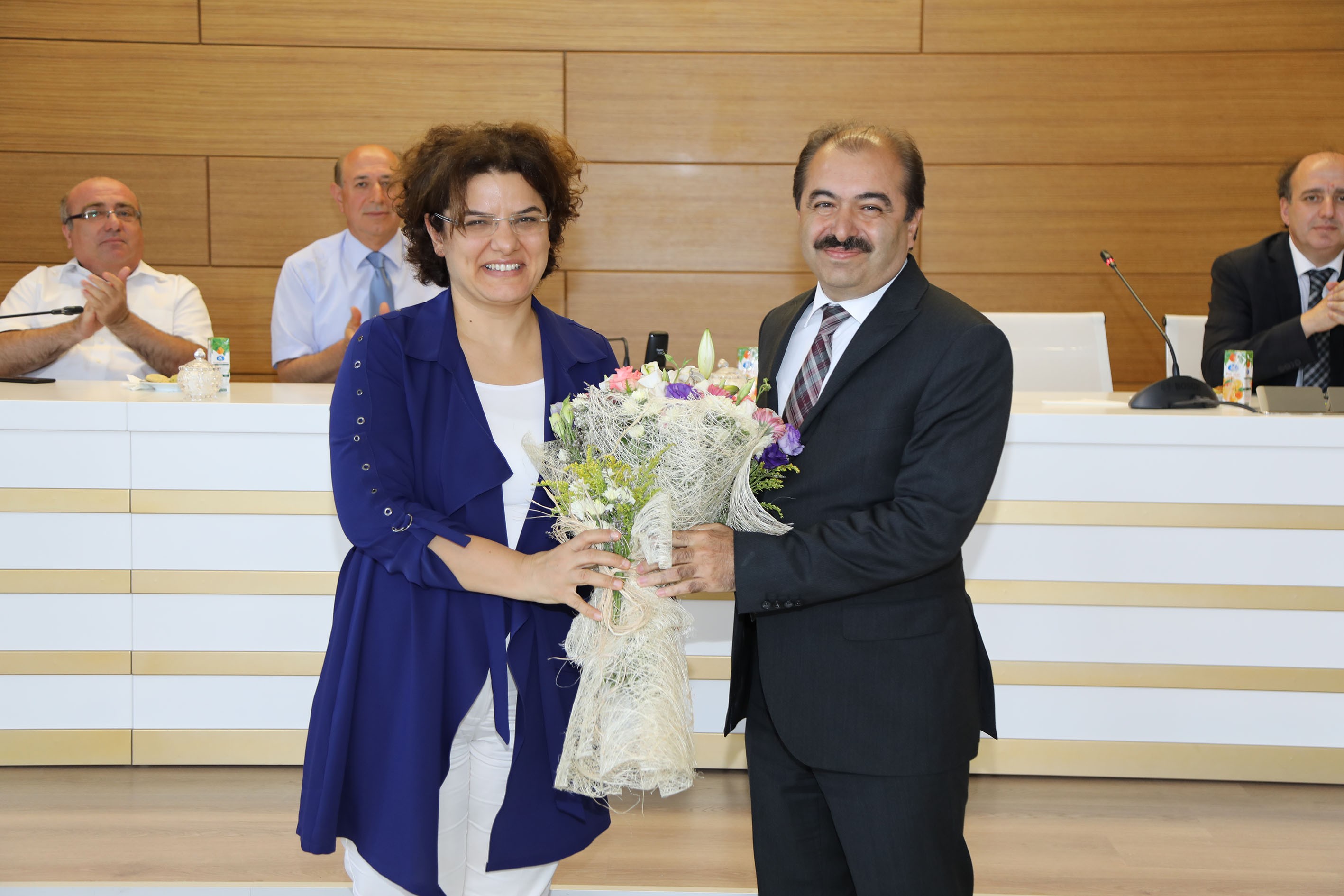 Sağlık Bakan Yardımcısı Prof. Dr. Emine Alp Meşe, Rektörlükte Üniversite İdarecileri ile Vedalaştı