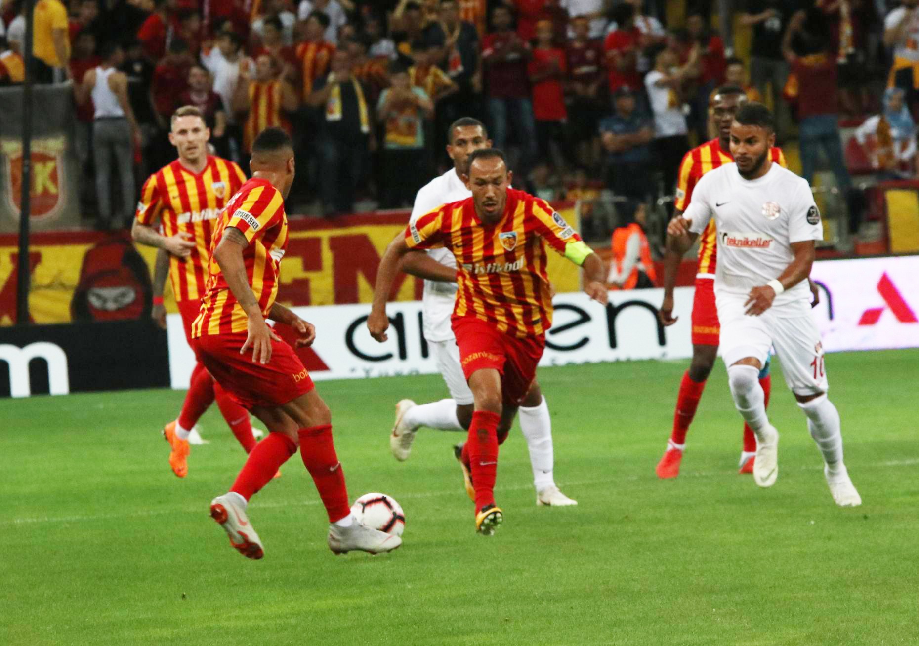 Spor Toto Süper Lig: Kayserispor: 2 – Antalyaspor: 0 (Maç sonucu)