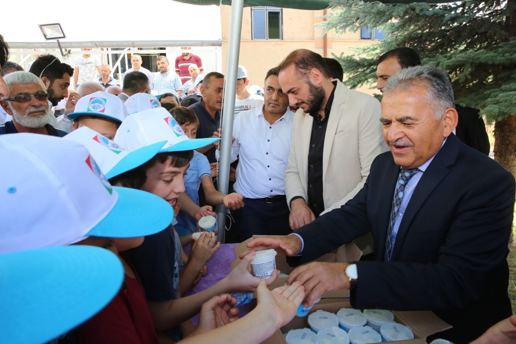Melikgazi Belediye Başkanı Büyükkılıç, Tavlusun Mahallesi halkı ile buluştu