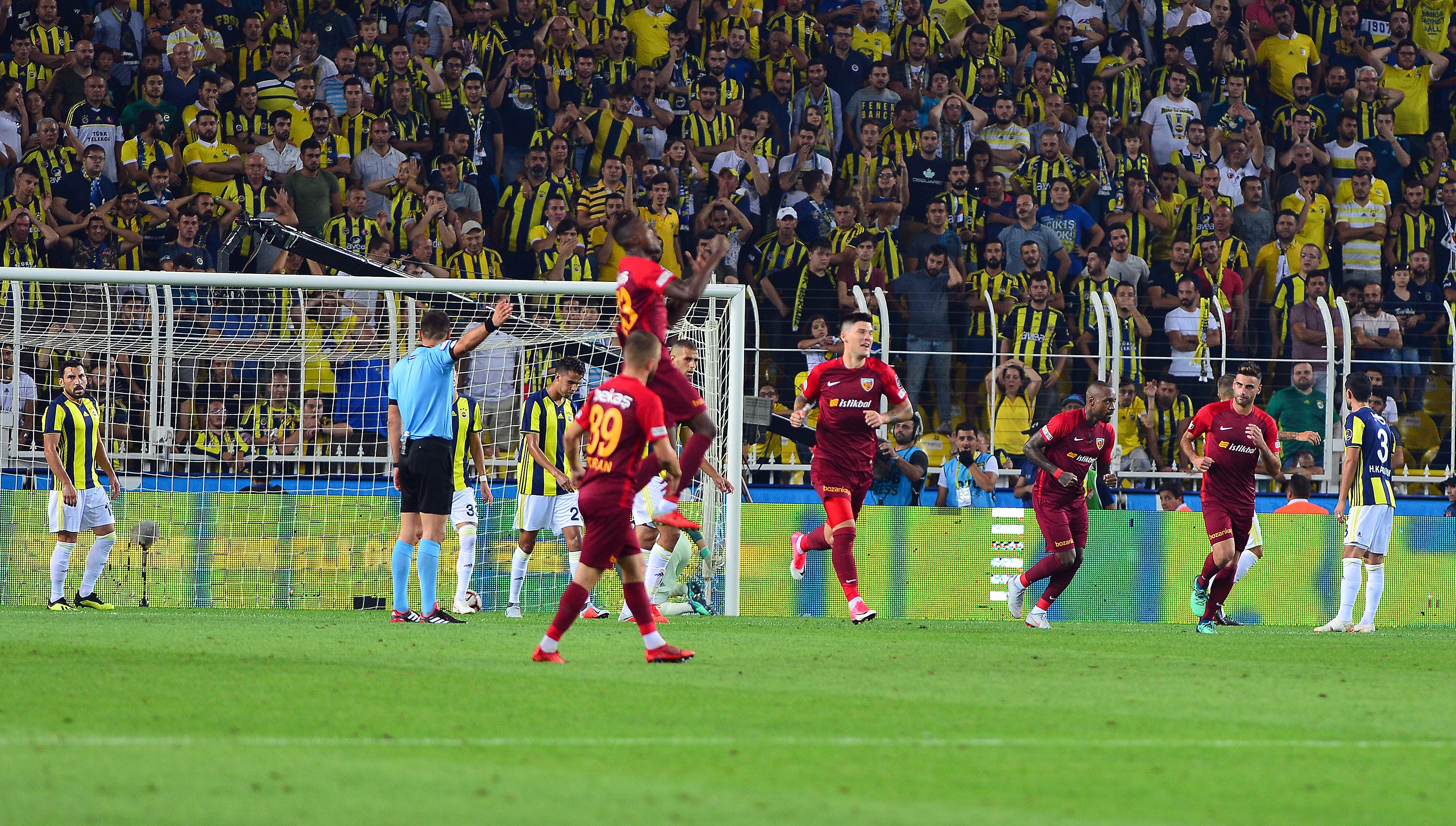 Spor Toto Süper Lig: Fenerbahçe: 2 – Kayserispor: 3
