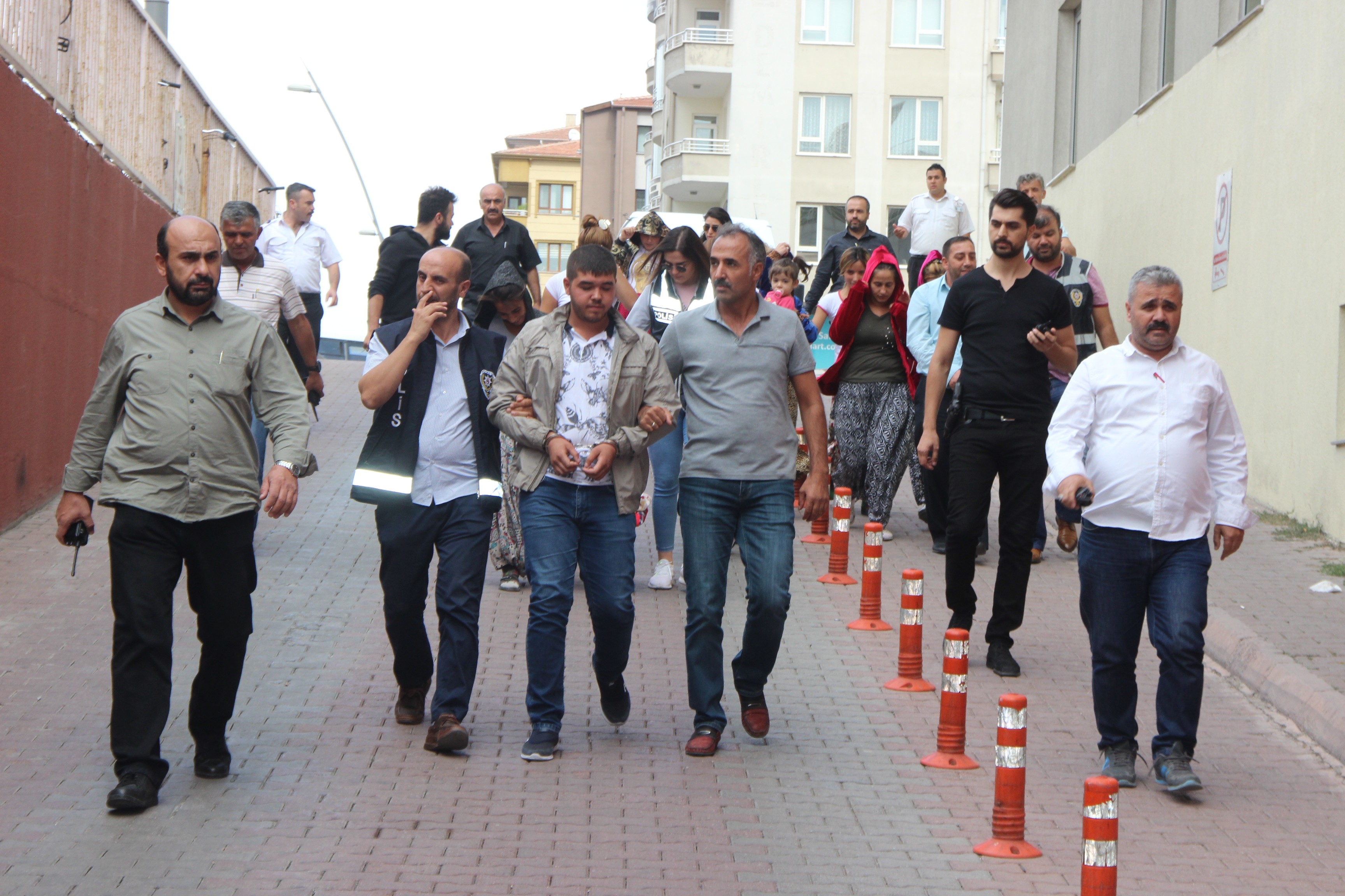 Kayseri’de hırsızlık operasyonunda 18 tutuklama
