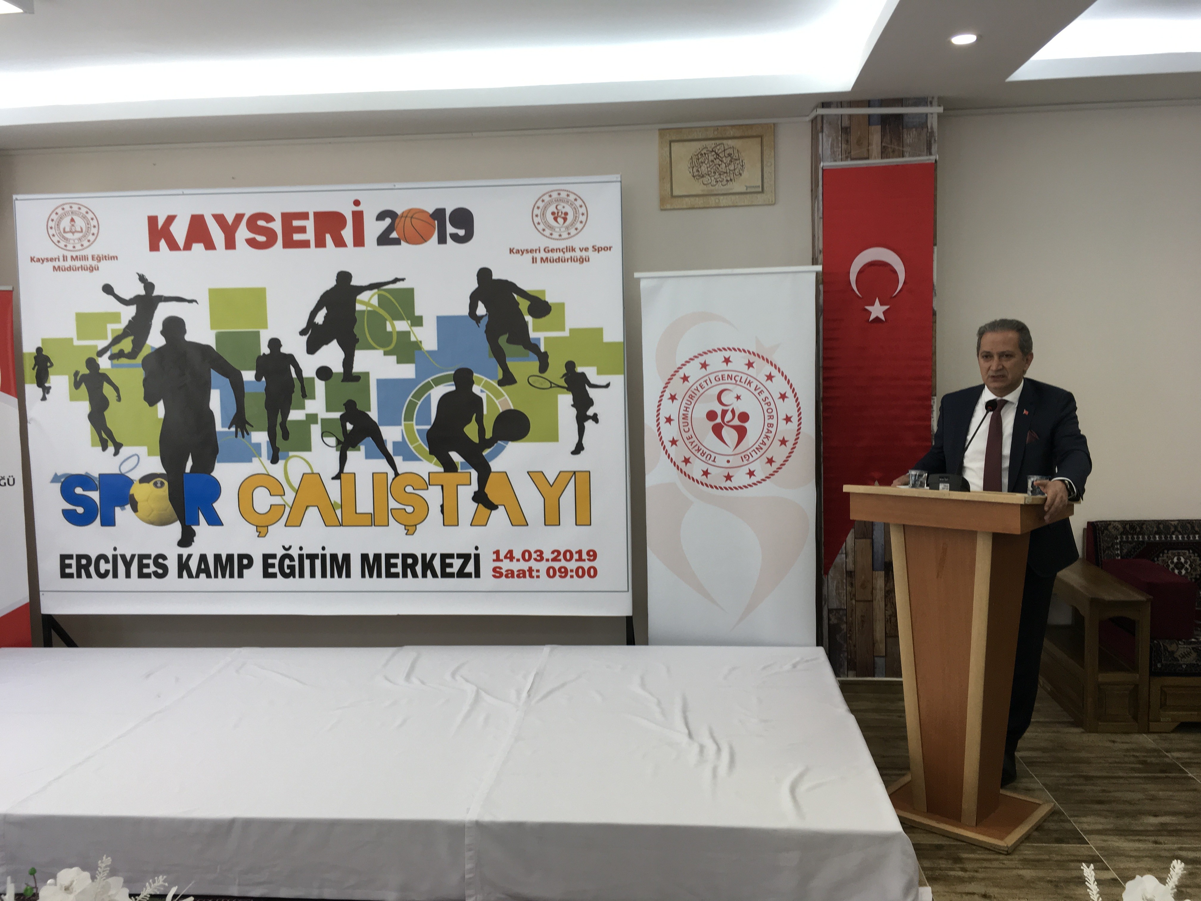 2023 Eğitim Vizyonu Kapsamında Türkiye’de İlk Spor Çalıştayı Erciyes’te Düzenlendi