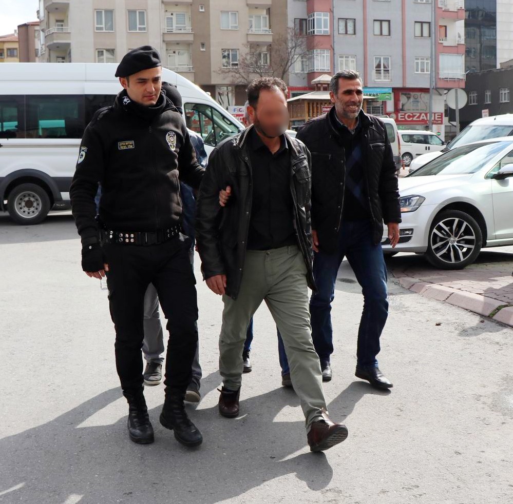 FETÖ operasyonunda gözaltına alınan 7 kişi adliyeye sevk edildi