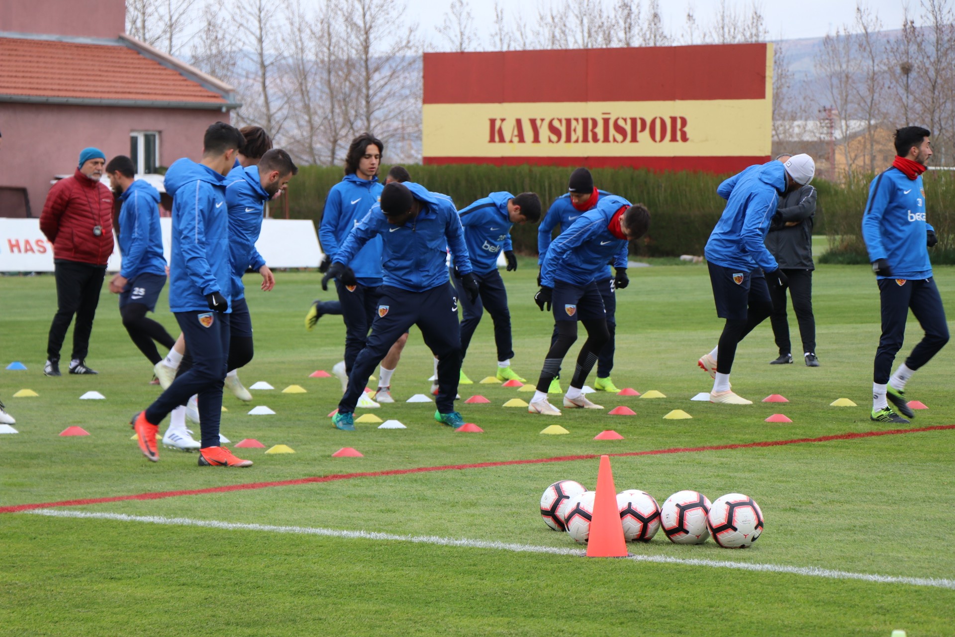 İstikbal Mobilya Kayserispor’da Aytemiz Alanyaspor maçı hazırları başladı
