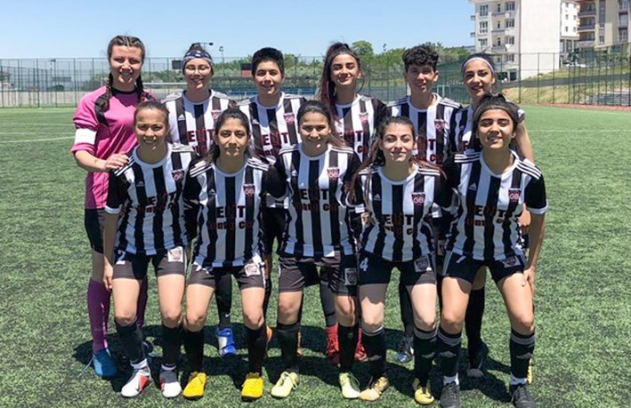 Kayseri Gençlerbirliği, genç kızlarda Türkiye finaline adını yazdırdı