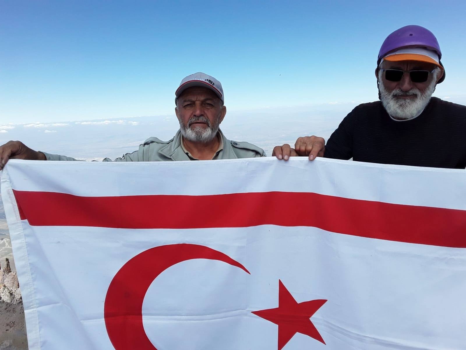 Dağcılar Kıbrıs Barış Harekatı Yıl Dönümünde Erciyes’e Tırmandı