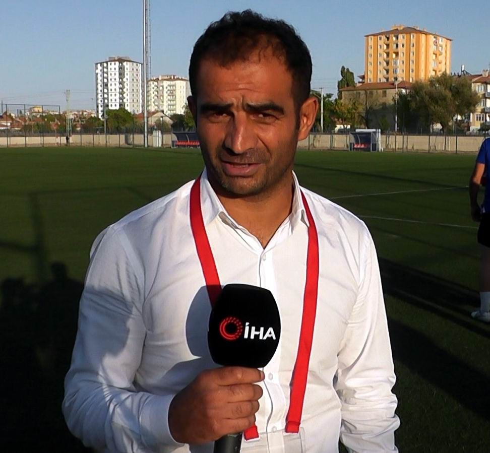 Kayseri Şekerspor Antrenörü Öztürk: “Gençlerle mücadeleye devam”
