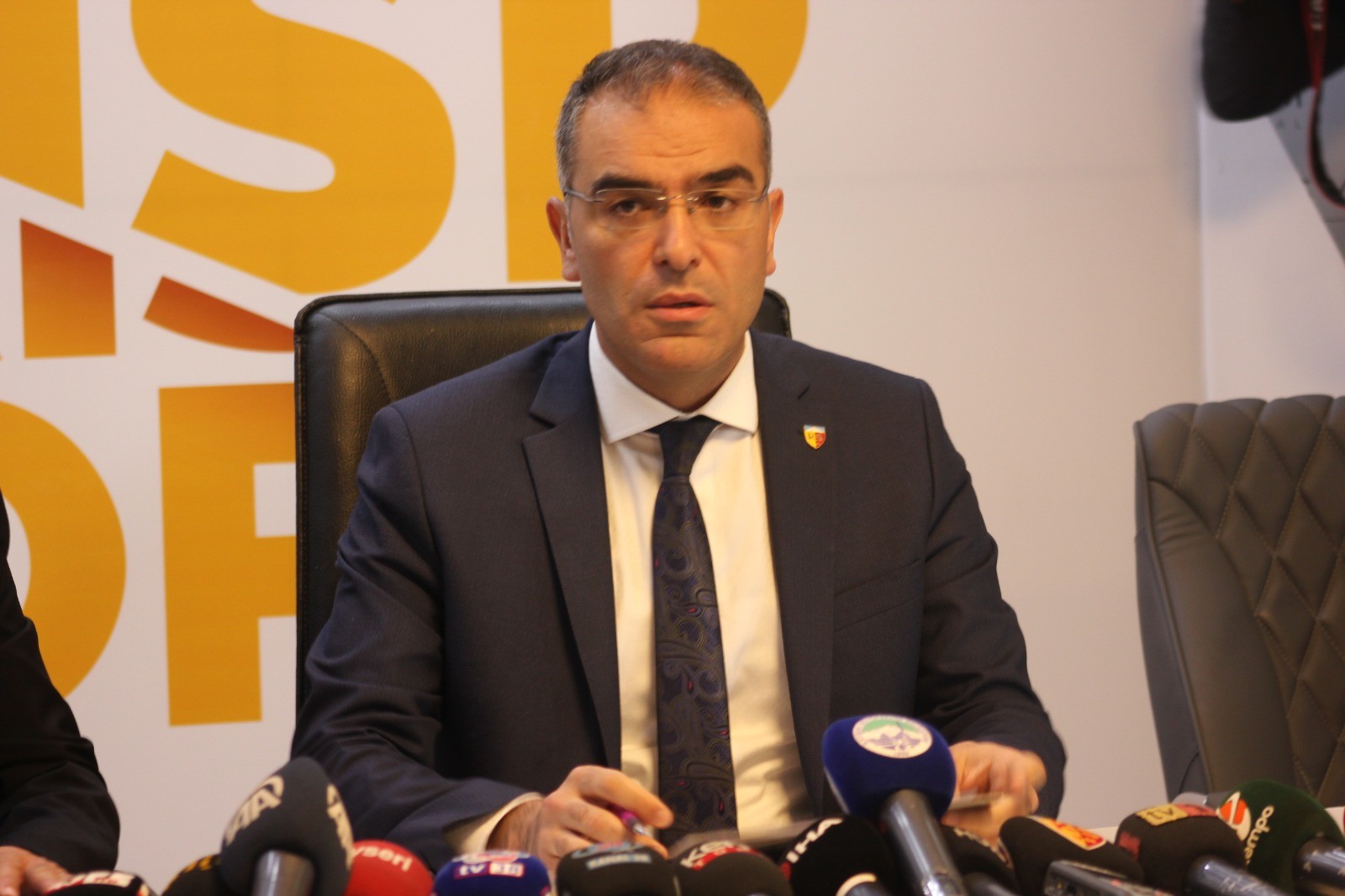 Kayserispor’da Başkan Berna Gözbaşı oldu