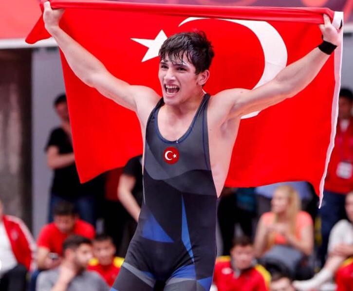 Kayseri Şekerspor Kulübü Güreş Şampiyonasında Takım Halinde Türkiye Üçüncüsü Oldu