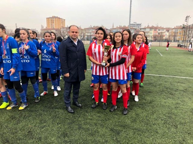 Okullar arası Genç Kızlar Futbol İl Birinciliği Tamamlandı