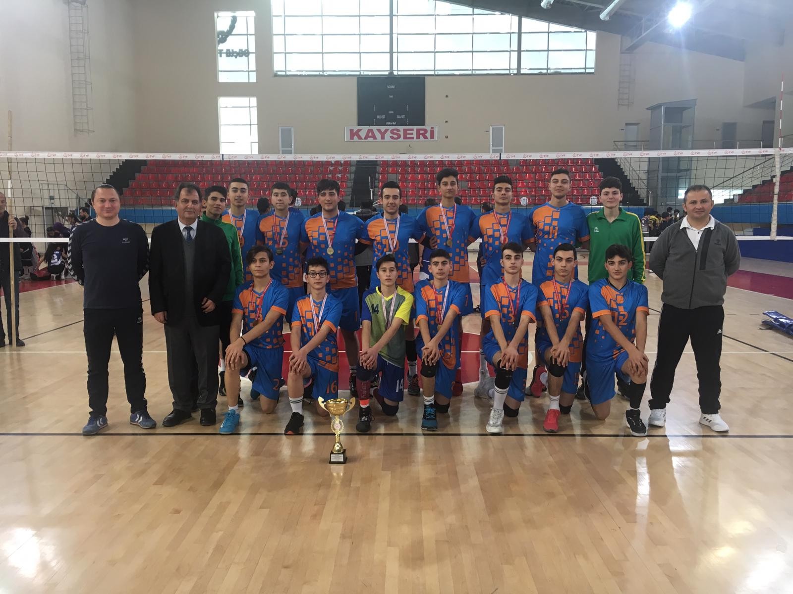 Hürriyet Mesleki ve Teknik Anadolu Lisesi Kayseri Şampiyonu Oldu