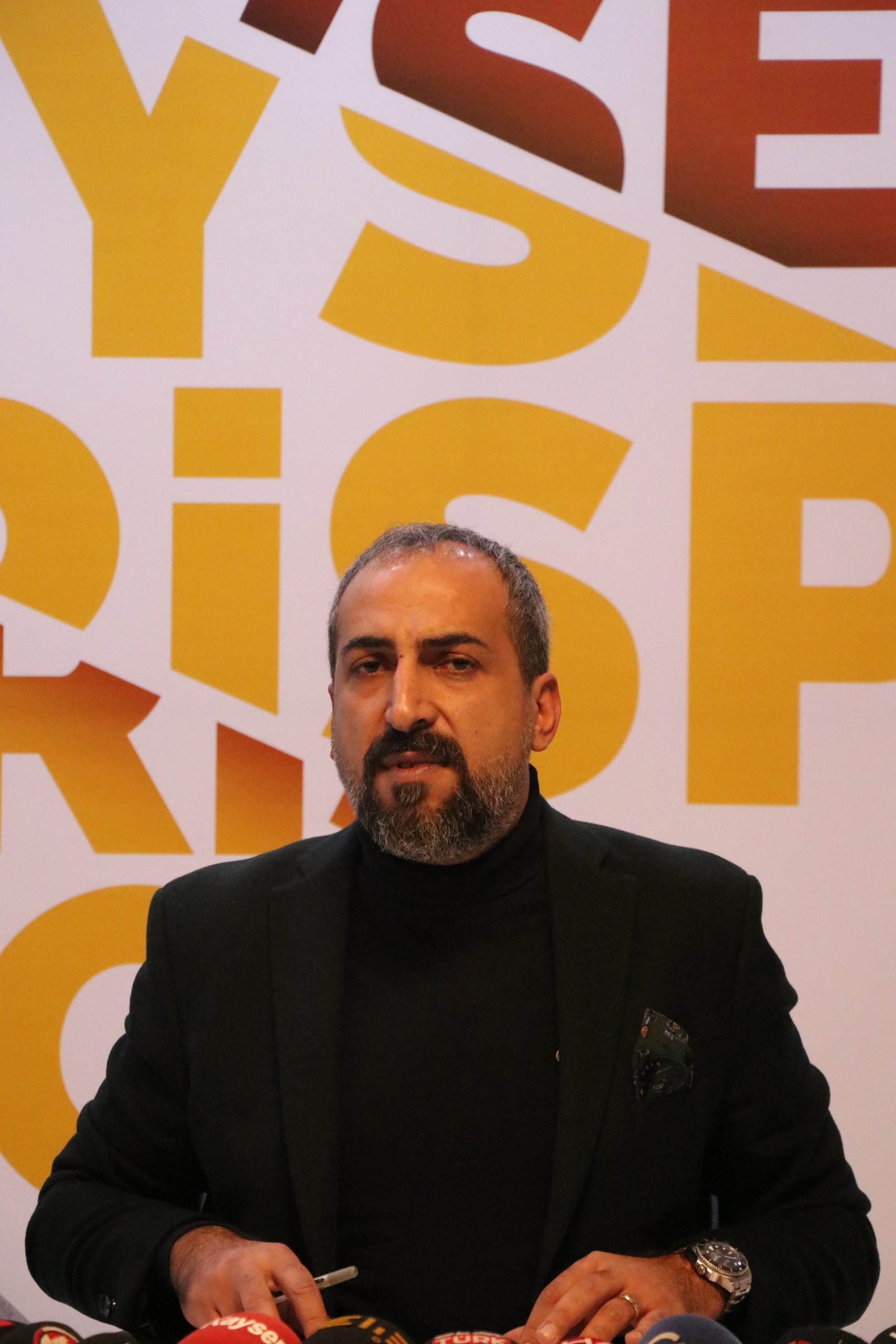 Kayserispor Asbaşkanı Mustafa Tokgöz: “Elinizi Kayserispor’dan çekin”