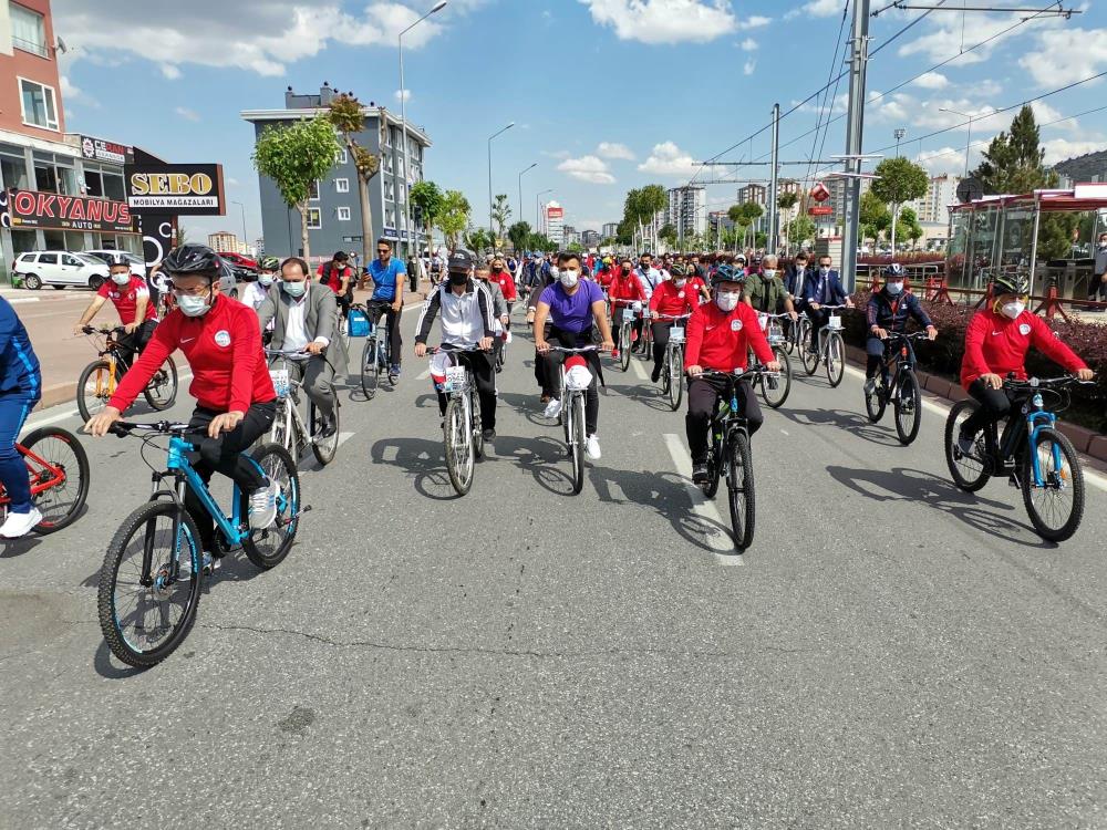 Kayseri’de Dünya Bisiklet Günü